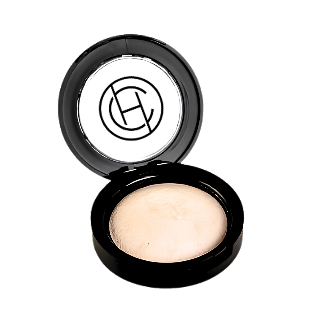 Chantal Hart Makeup Compact a Mineral Baked Highlight used to Illuminate the face.